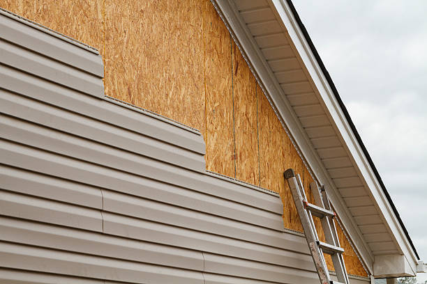24/7 Emergency Vinyl Siding experts in Hendersonville, TN